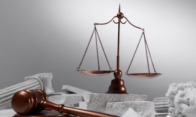 
					Makna dan Pentingnya “10 Hukum Taurat”: Pedoman Moral dan Perilaku bagi Umat Israel