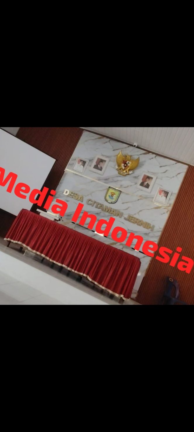 
					PLT Kades Citaman Jernih Alergi Terhadap Wartawan Ketika Akan Dikonfirmasi, Diharapkan Bupati Segera Ambil Tindakan Tegas.