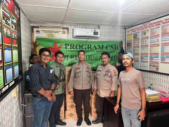 
					PT PHPO KIM dan Polsek Medan Labuhan Salurkan Bantuan Minyak Goreng