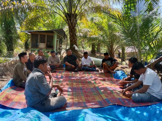 
					Doa Dan Dedikasi Polisi Jadi Garda Terdepan Keberhasilan Program Kambing Etawa Di Darul Makmur