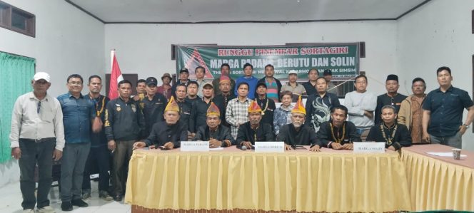 
					Keturunan SORTAGIRI Kecewa Atas Kinerja Polres Dairi Dan Menolak Hasil Perdamaian Di Gednas Juli Manik, Terkait Dugaan Penghinaan Suku Pakpak