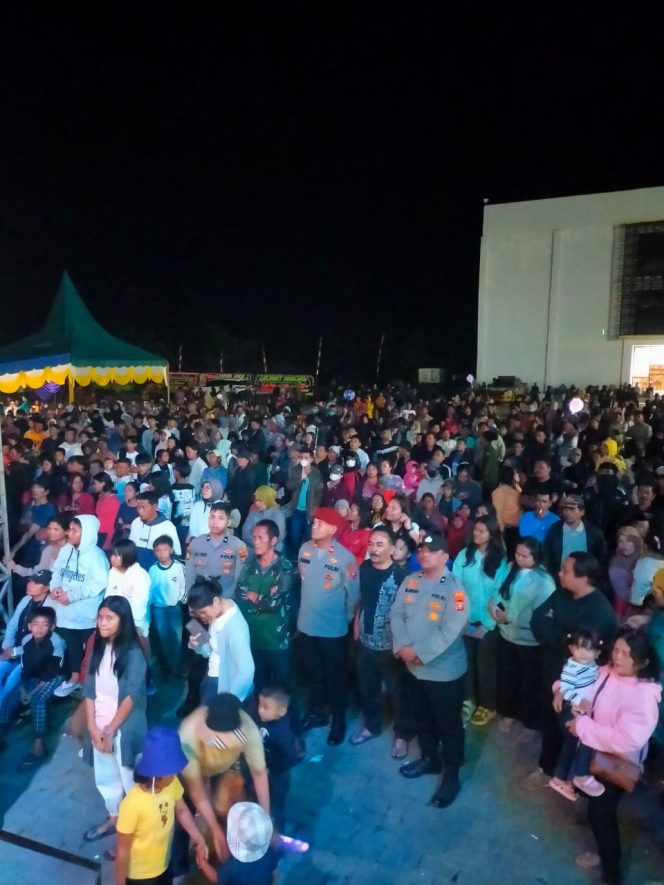 
					Perayaan Hari Jadi Kabupaten Pakpak Bharat Ke – 22 Tahun Berjalan Meriah Dan Sukses, Polres Pakpak Bharat Lakukan Pengamanan.