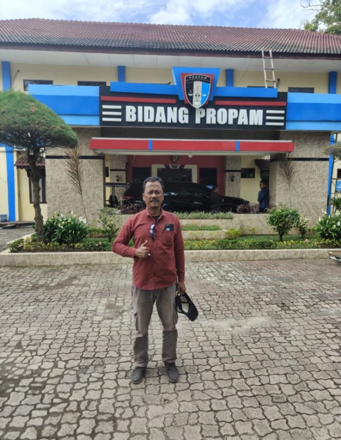 
					Masyarakat Kecewa Saat Melaporkan ke Propam Poldasu Dugaan Tangkap Lepas Diarahkan ke Wasidik, Kapolri Harus Bertindak.