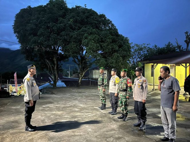 
					nergi TNI–Polri Jaga Malam Tigalingga Tetap Kondusif 🌙👮‍♂️👨‍✈️