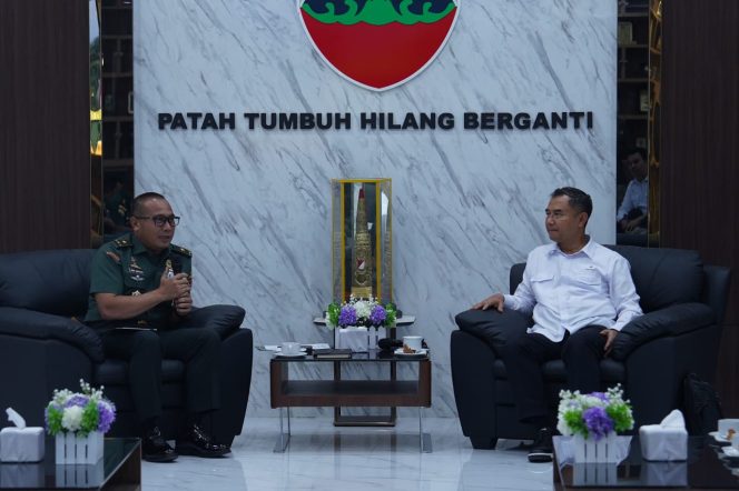 
					Kasdam I/BB Terima Audiensi SKK Migas Sumbagut di Makodam I/BB