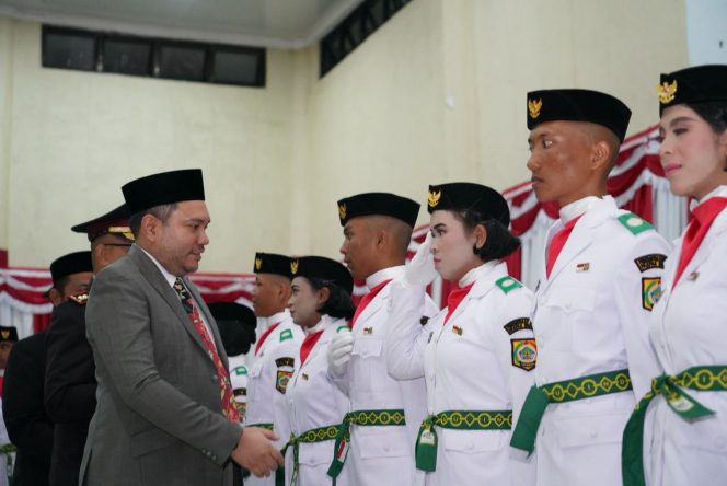 
					Bupati Pakpak Bharat Kukuhkan Paskibraka Pakpak Bharat 2025