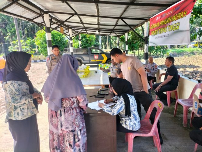 
					Gerakan Pangan Murah Polres Tebingtinggi Salurkan 2 Ton beras