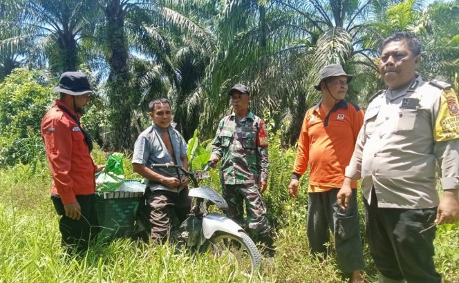 
					*Babinsa Koramil 03/SB Laksanakan Patroli Terpadu Pencegahan Karhutla di Desa Sei*