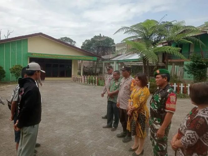 Sinergi Polsek Barusjahe, Forkopimca Tertibkan Pelajar yang Membolos
