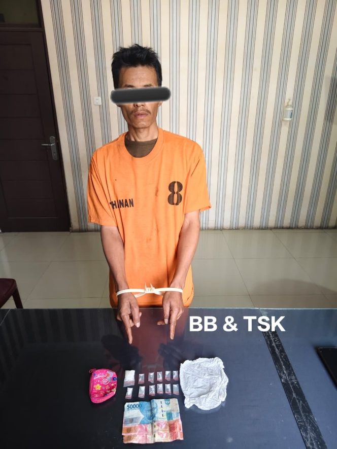 
					Satresnarkoba Polres Tanah Karo Ringkus Pengedar Sabu di Desa Aek Popo
