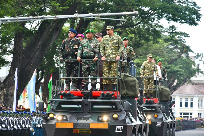 Puncak HUT ke-80 TNI di Medan Berlangsung Meriah di Lapangan Merdeka