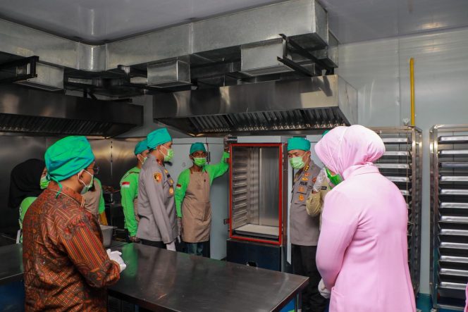 Polri Hadir untuk Anak Negeri, SPPG Polres Padangsidimpuan Siap Dukung Program Makan Bergizi Gratis