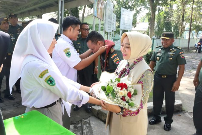 Pangdam I/BB dan Ketua Yayasan Kartika Jaya Letakkan Batu Pertama Pembangunan SMK Kartika I-3