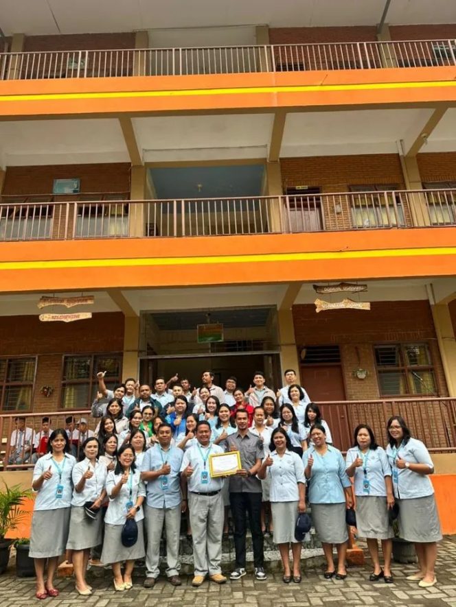 
					*Densus 88 Satgaswil Sumut Ajak Pelajar SMA Katolik Kabanjahe Tingkatkan Nasionalisme dan Tolak Paham Radikal*