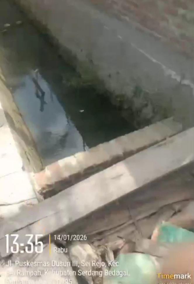 
					Polemik Saluran Aliran Irigasi Dibendung Sepihak Oleh Salah Seorang Warga, Masyarakat Petani Sei Rejo Menjadi Resah.