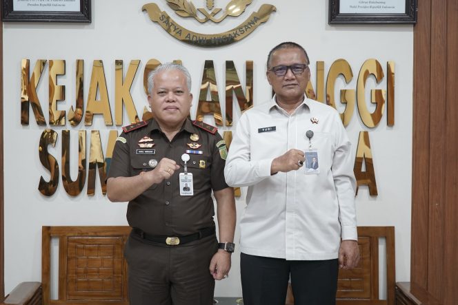 
					KEPALA KANWIL PEMASYARAKATAN SUMATERA UTARA DAN KEPALA BALAI PEMASYARAKATAN KELAS I MEDAN KUNJUNGI KAJATI SUMATERA UTARA
