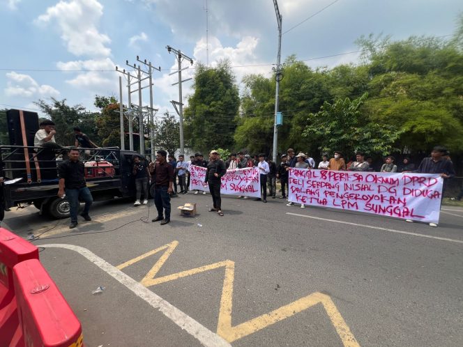 
					LPM Sunggal Kembali Geruduk Polrestabes Medan, Desak Polisi Panggil Oknum Anggota DPRD Deli Serdang Inisial DG