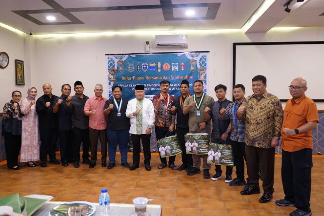 
					Rajut Silaturahmi Dengan Elemen Mahasisws, Kejati Sumut Gelar Buka Puasa Bersama Cipayung Plus Sumatera Utara