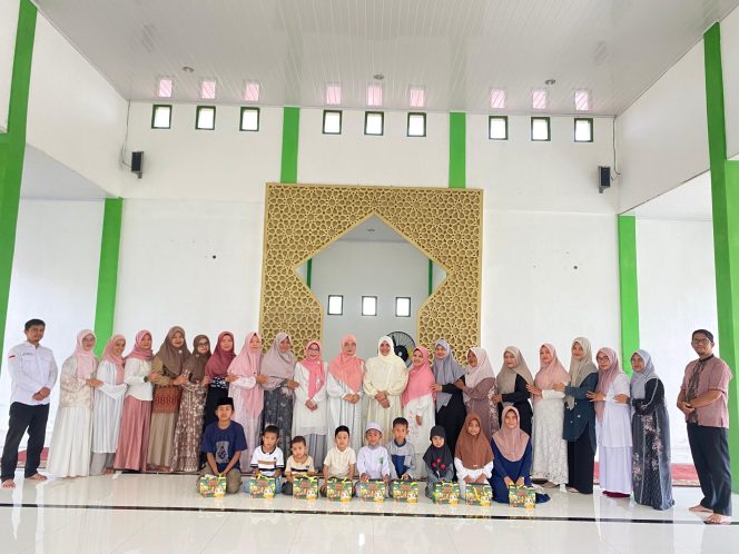
					Momen Ramadhan Penuh Kebahagiaan: RSUD Kota Subulusalam Aceh Santuni Anak Yatim Karyawan Dan Pegawainya