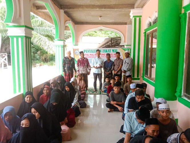 
					Komitmen Nyata, Baitul Mal Darul Aman Salurkan Zakat Rp64,5 Juta dan Jalankan Program Rehab Rumah