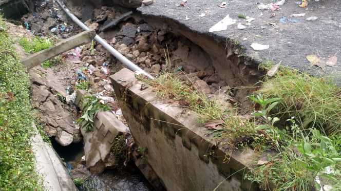 
					Respons Cepat Wakil Bupati Asahan Rianto, S.H., M.A.P., Patut Diapresiasi Terkait Aduan Berpotensi Amblesnya Jalan