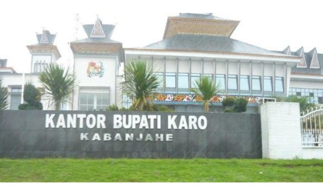 
					Pemkab Karo Tegaskan Pinjam Pakai Kendaraan Dinas kepada Kejari Karo Sesuai Aturan dan Perjanjian Resmi