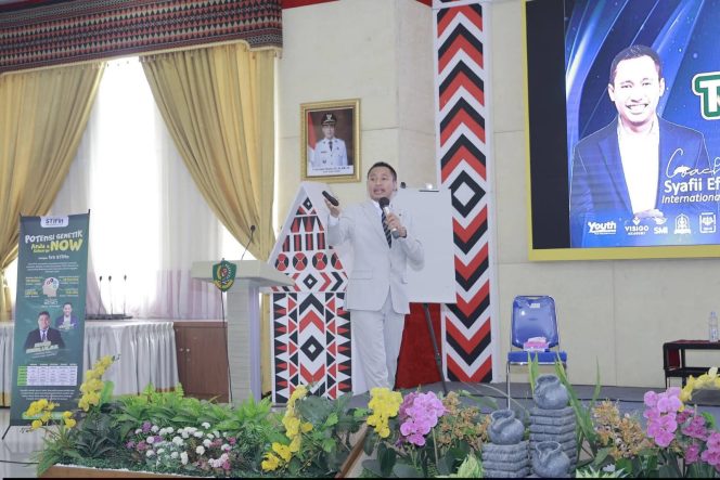 
					Syafii Efendi Gugah Motivasi dan Semangat Ratusan Guru Tapsel
