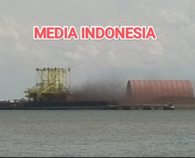 
					Warga Pesisir Langkat Terancam, PLTU Pangkalan Susu Diminta Bertanggung Jawab Atas Pencemaran Abu Batu Bara dan Tumpahan Batu Bara ke Laut.