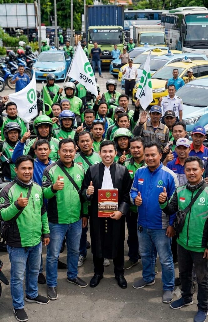
					Negara Hadir untuk Pekerja Gig Economy: Menata Perlindungan Hukum, Jaminan Sosial, dan Kesejahteraan Pengemudi Digital Indonesia