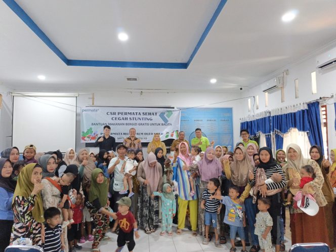 
					Cegah Stunting, PT PHPO KIM II Bantu Makanan Bergizi ke Warga Saentis