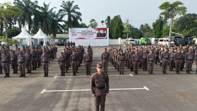 
					KAJATI MUHIBUDDIN PIMPIN UPACARA PERINGATAN HARI LAHIR KEJAKSAAN R.I KE-81 DI KEJATI SUMUT