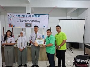 PT PHPO Belawan Salurkan Beasiswa Prestasi ke SMKN 3 Medan