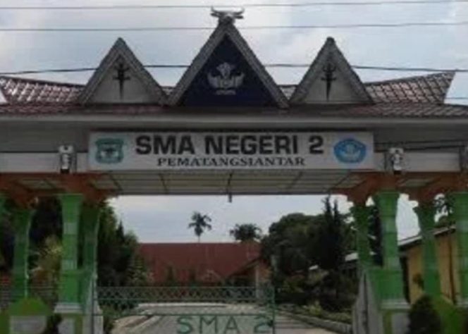 
					Bantah Hoaks Pungutan Rp 100 Ribu Per Siswa, SMAN 2 Pematangsiantar Tegaskan Sumbangan Komite Murni Sukarela. Buktinya Variasi Rp 20 Ribu, Rp 30 Ribu, Hingga Rp 50 Ribu