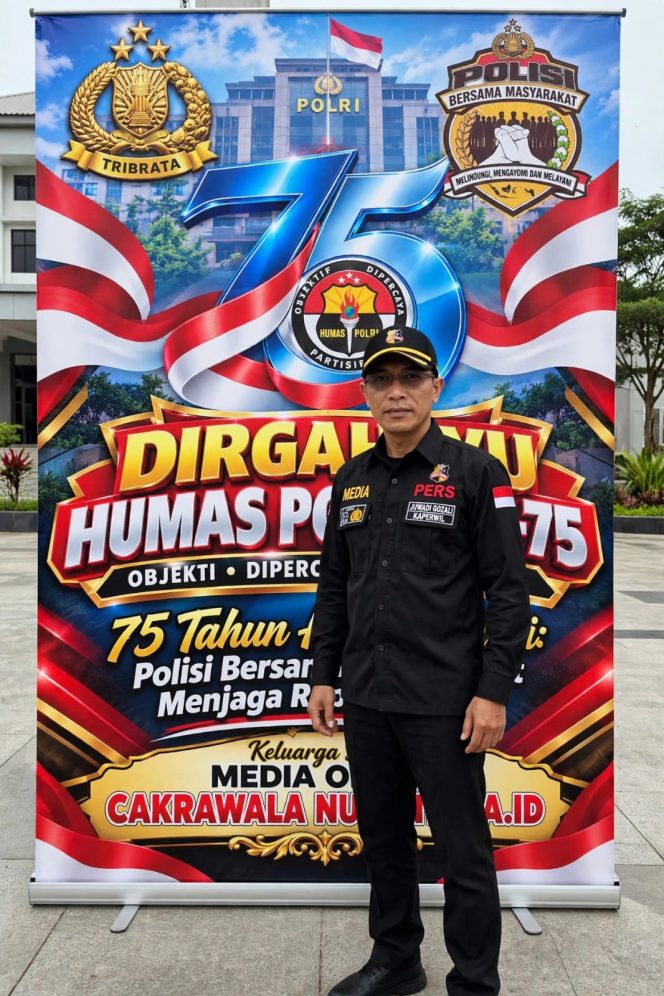 
					KELUARGA BESAR MEDIA INDONESIA. Org. ONLINE, UCAPKAN DIRGAHAYU HUMAS POLRI KE-75 – OBJEKTIF, DIPERCAYA,PARTISIPASI